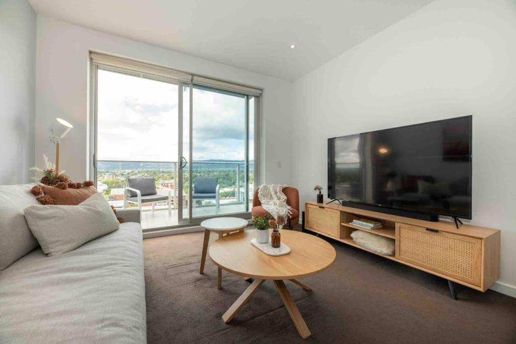 City Apartment, Pool & Carpark アデレード エクステリア 写真